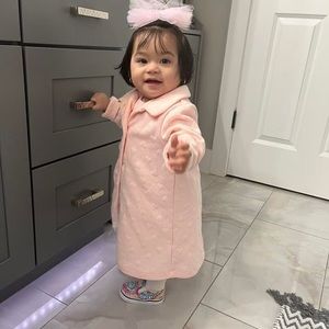 Meet your Posher, Flores